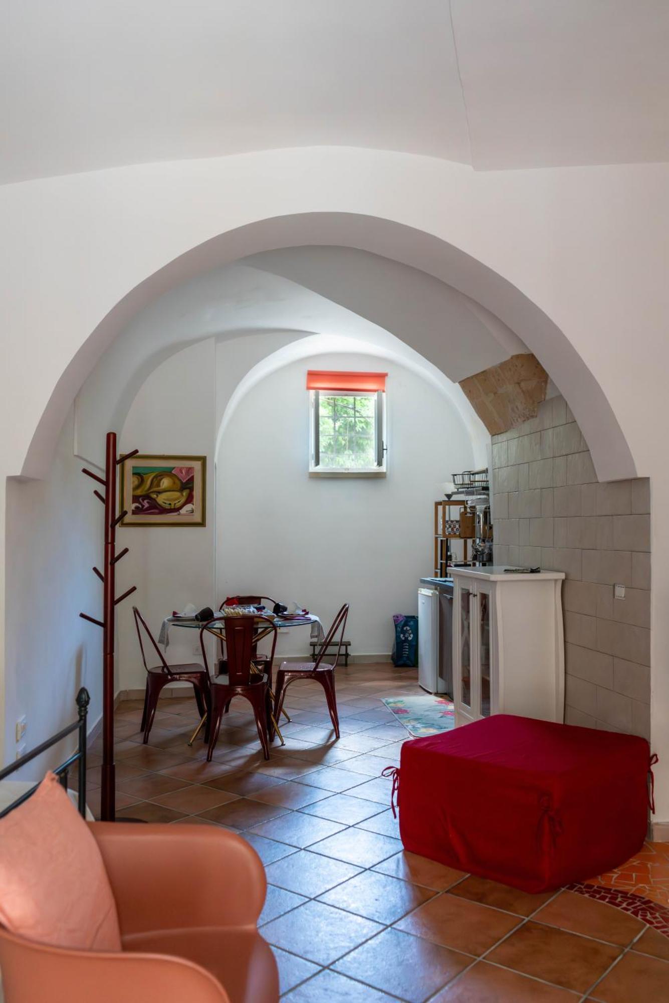 Frühstückspension Corte Dei Memoli Di Margiotta Giuseppina 3*