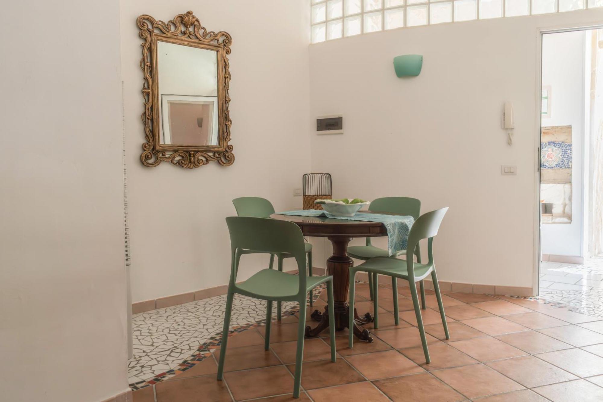 Corte Dei Memoli Di Margiotta Giuseppina Frühstückspension Lecce