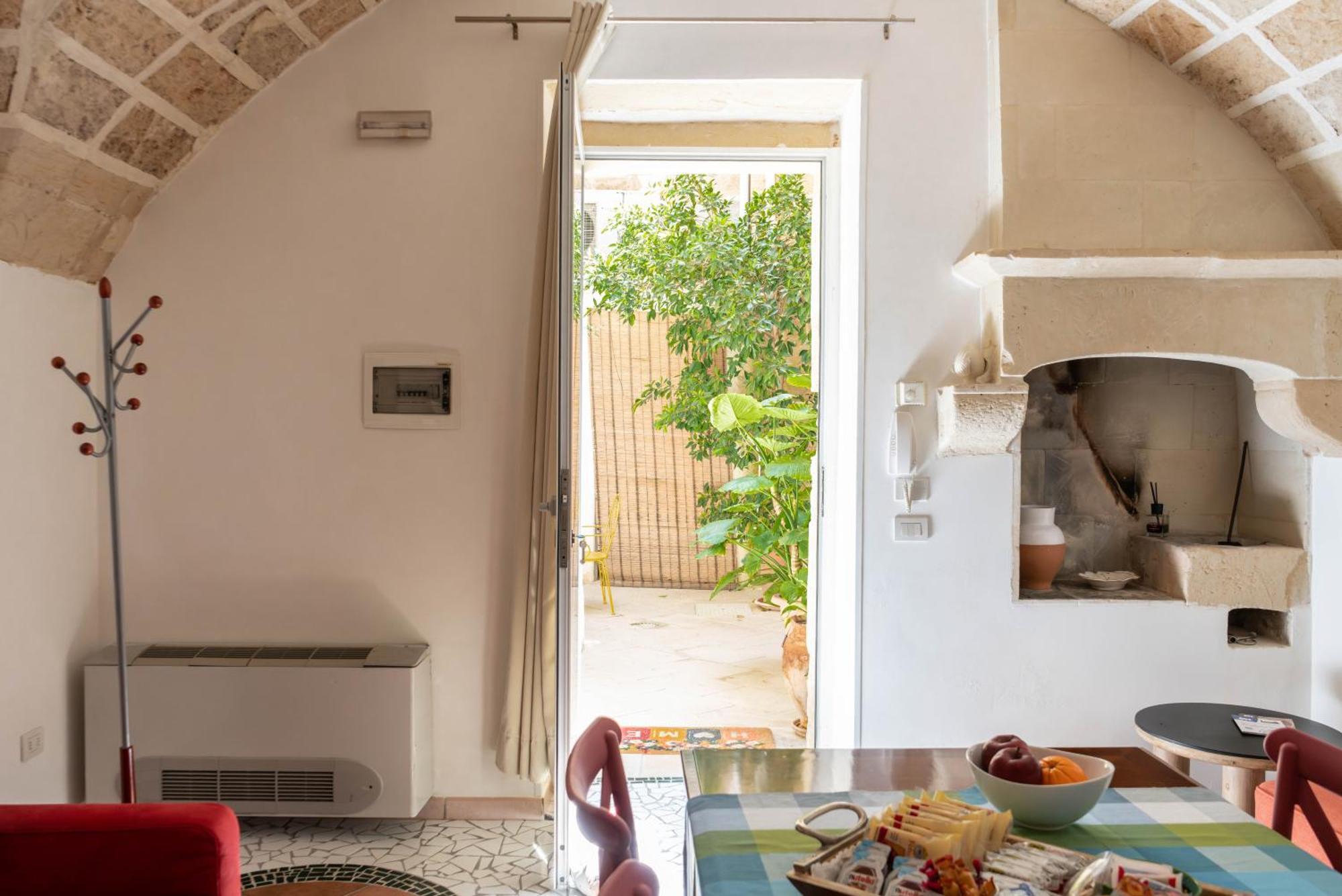Frühstückspension Corte Dei Memoli Di Margiotta Giuseppina 3*