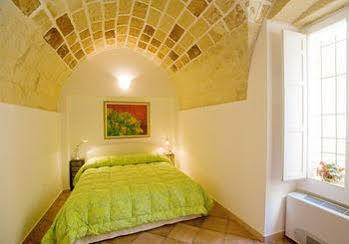 Corte Dei Memoli Di Margiotta Giuseppina Frühstückspension 3*