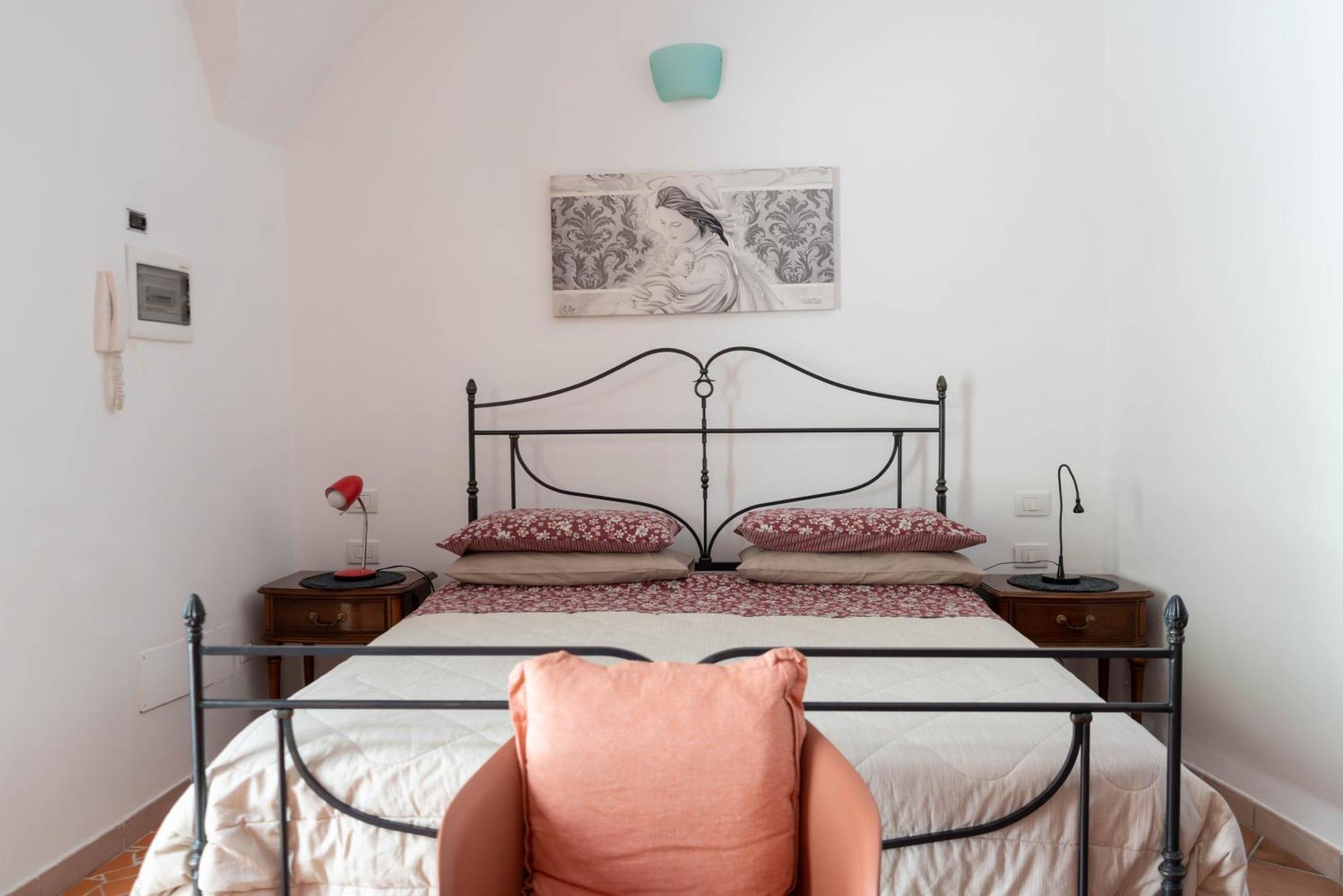 Corte Dei Memoli Di Margiotta Giuseppina Bed & Breakfast