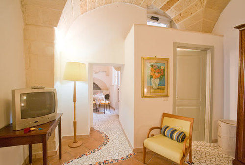 Frühstückspension Corte Dei Memoli Di Margiotta Giuseppina 3*